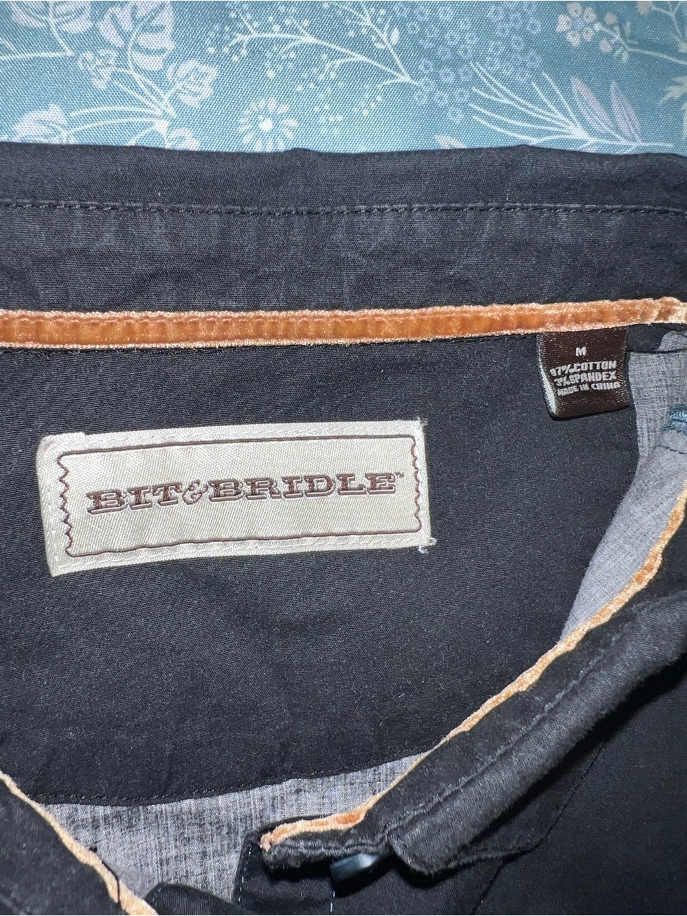 Bit & Bridle Western Horse Print Ombre Button Up Shirt - Size Medium - Picture 6 of 9